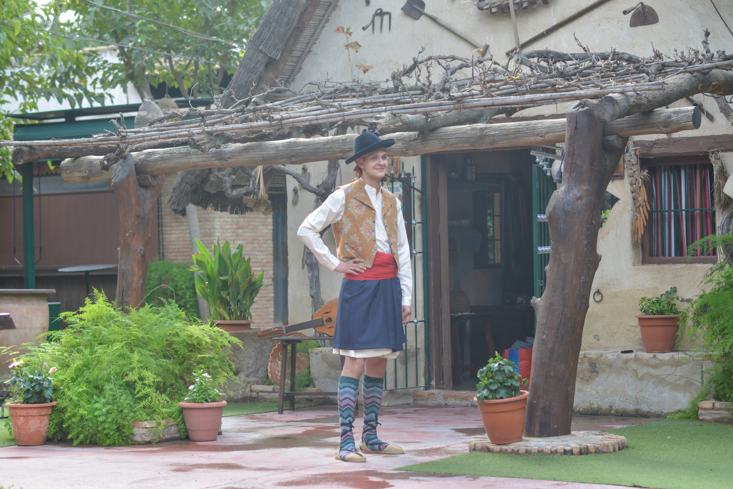 Chaleco SG.XVIII Dorado. - Imagen 2