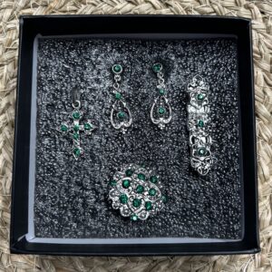 Bisuteria Plateada Verde.